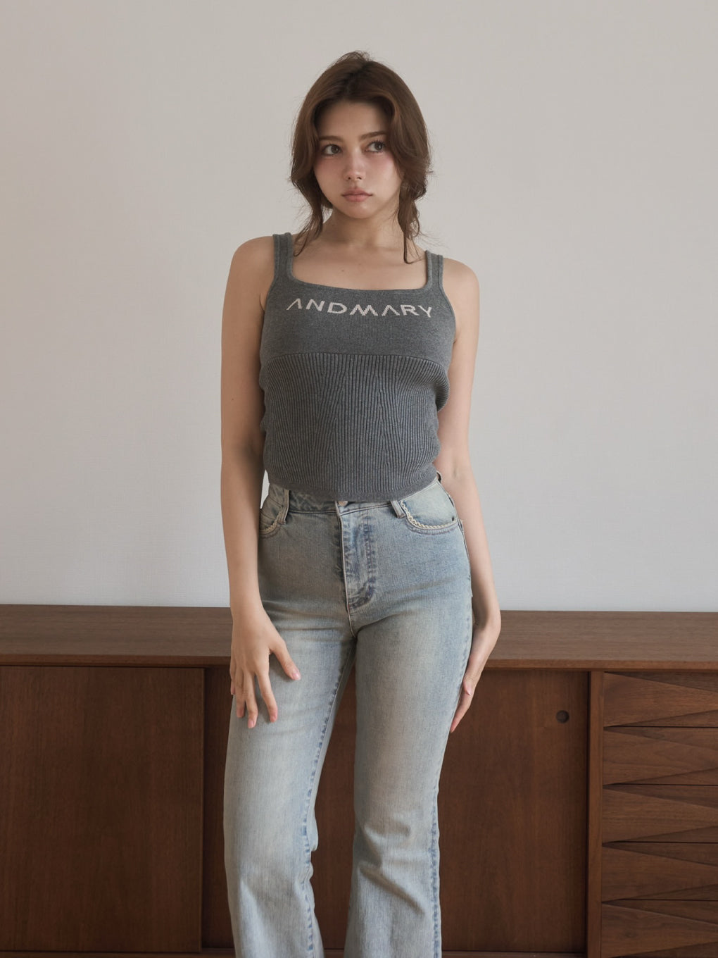 Mary logo tank